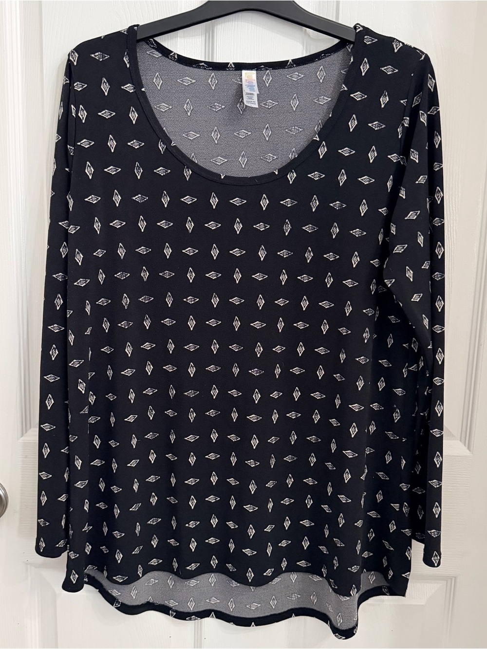 LuLaRoe Black Long-Sleeve Scoop Neck Top with White Diamond Print